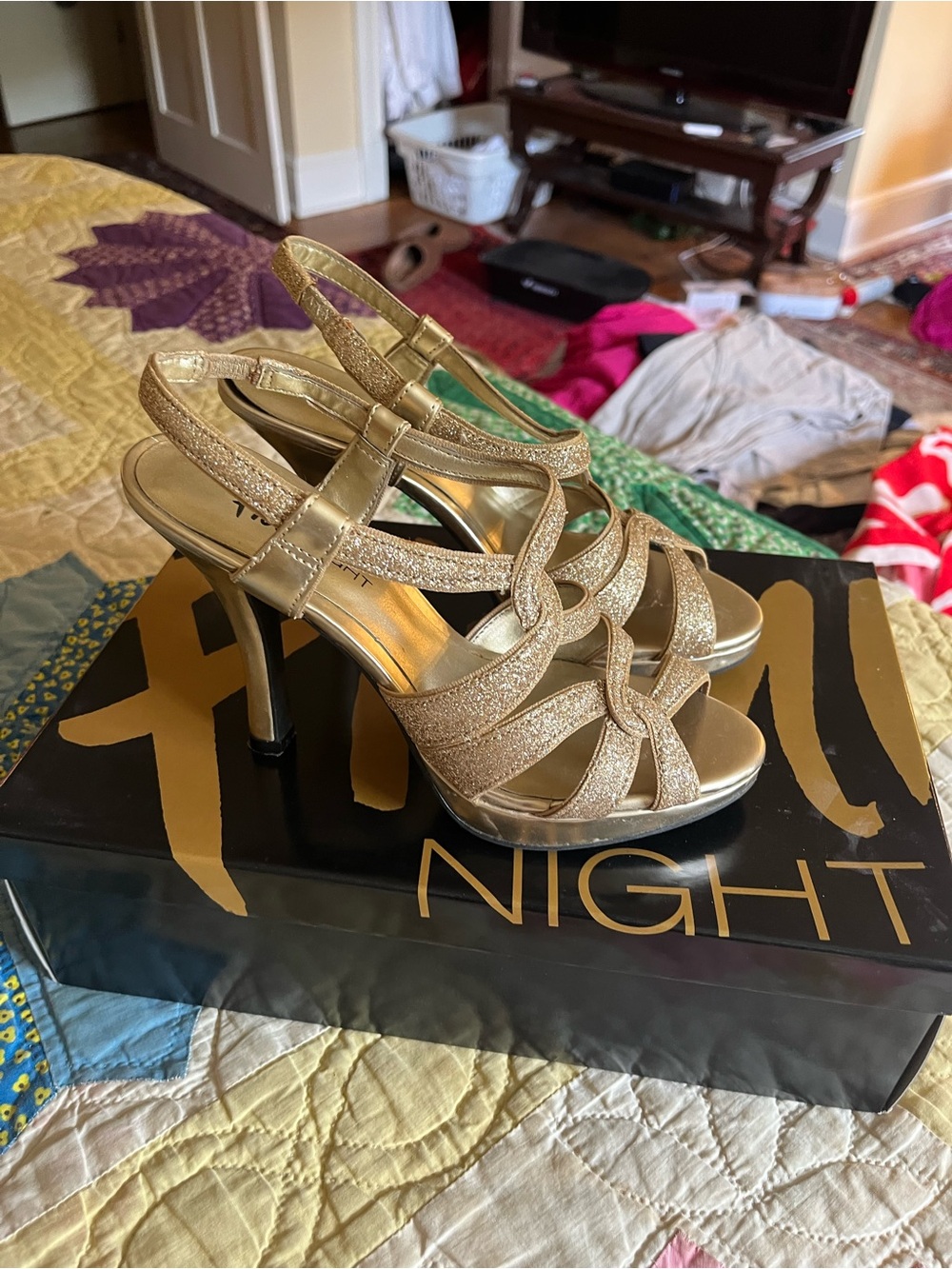 FIONI Clothing Gold Glitter Strappy High Heel Sandals